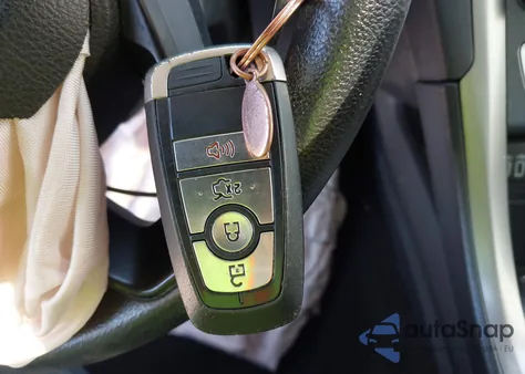 2020 Ford Fusion Se z USA, uszkodzony, nr VIN 3FA6P0HD5LR149981